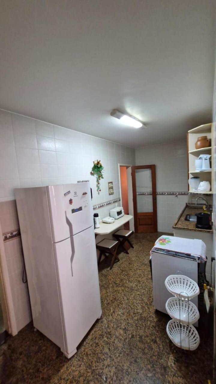 Localizacao Imbativel! A 98M Da Praia Do Forte Com Conforto, Ar-Condicionado E Estacionamento! Cabo Frio Bagian luar foto