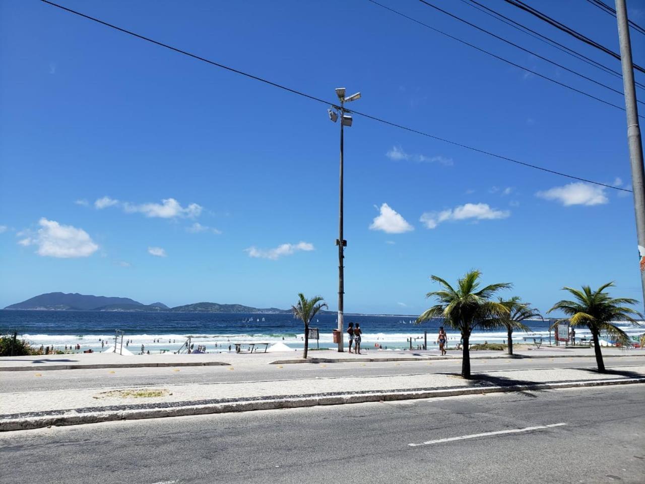 Localizacao Imbativel! A 98M Da Praia Do Forte Com Conforto, Ar-Condicionado E Estacionamento! Cabo Frio Bagian luar foto